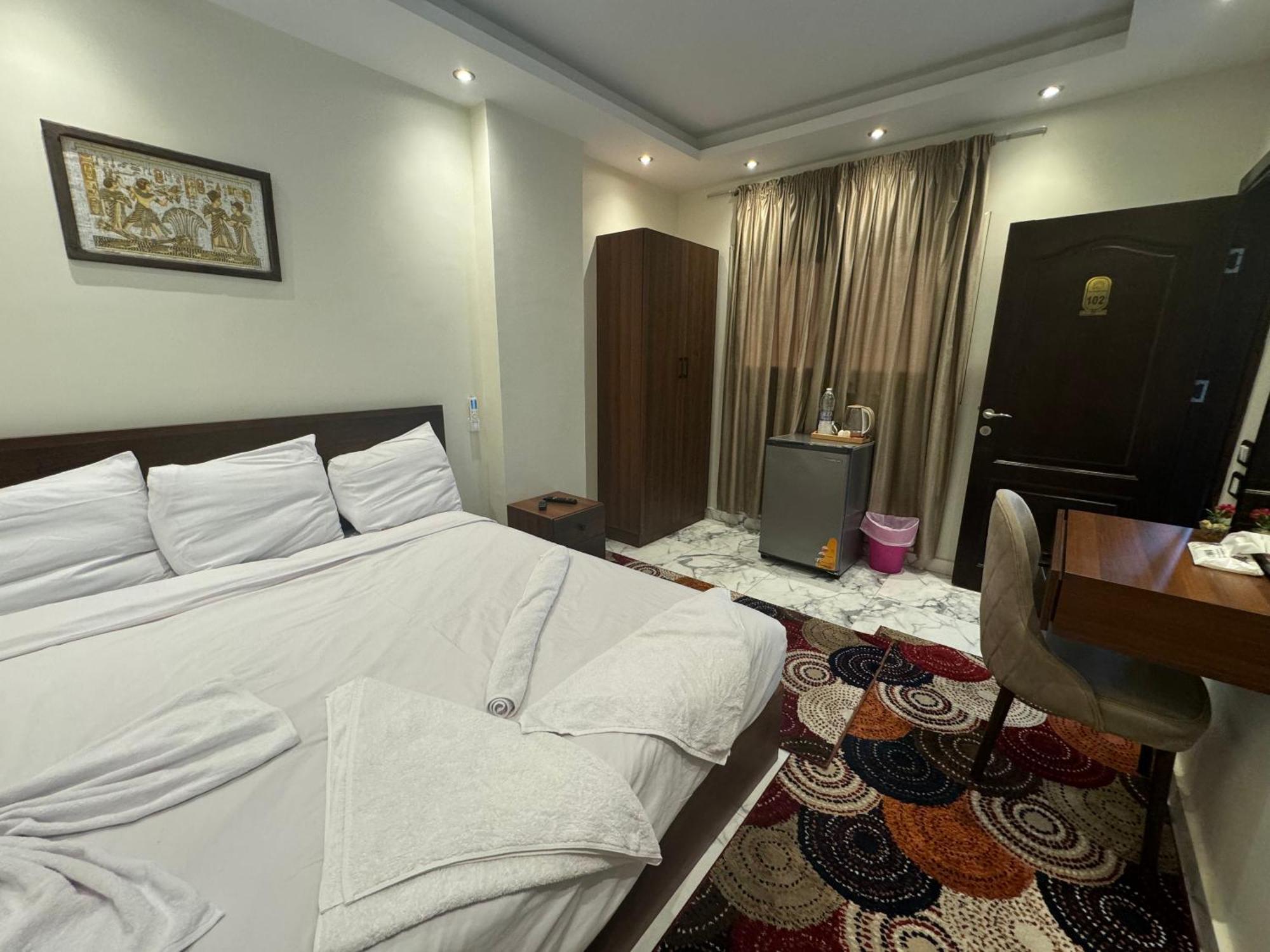 Unique Pyramids Boutique Inn Kafret el-Gabal Esterno foto