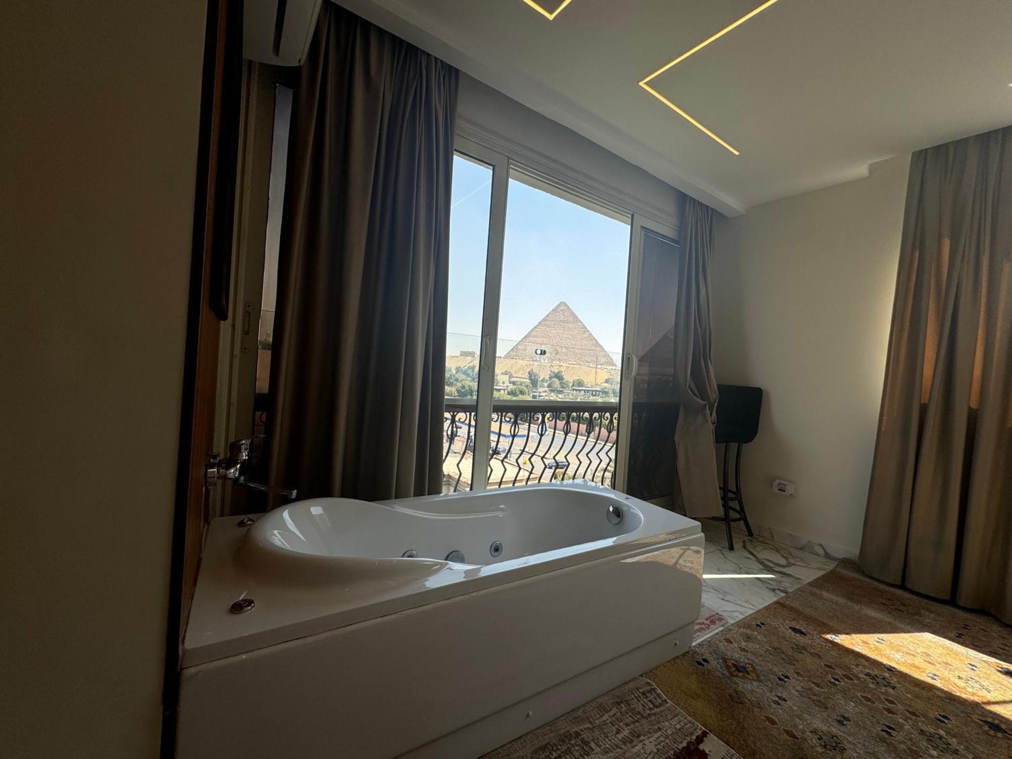 Unique Pyramids Boutique Inn Kafret el-Gabal Esterno foto